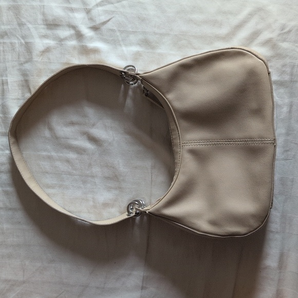 Classic Cream Shoulder Bag - Picture 2 of 6